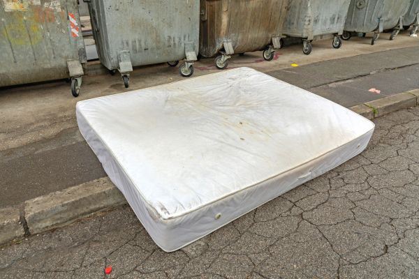 Box Spring Disposal in Sioux City