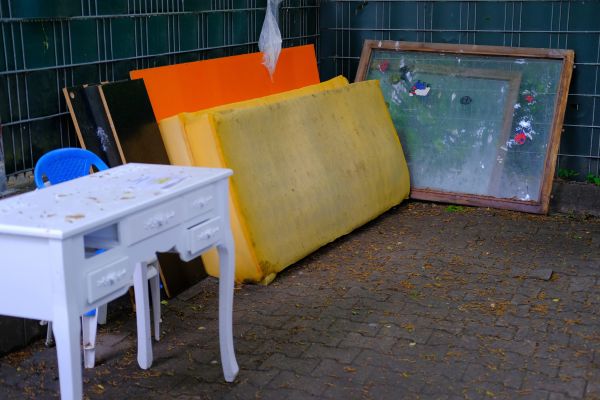 Old Furniture Disposal in Sioux City
